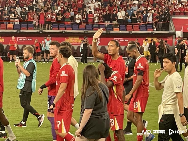 强强碰撞：豪门对决，球员展现技术实力的简单介绍