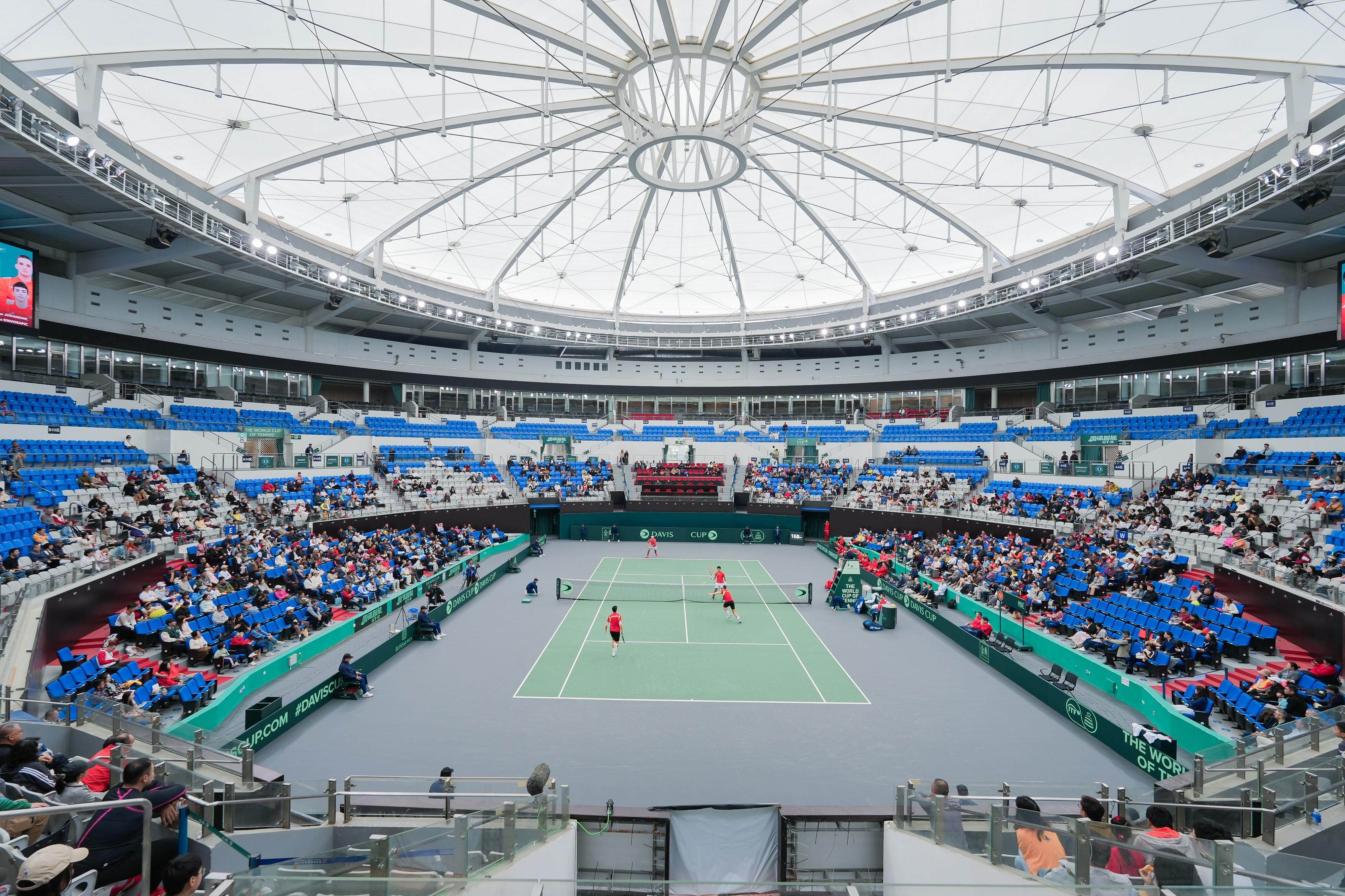 技术运用娴熟,球队在比赛中展现出高超水平 技术运用娴熟,球队在比赛中展现出高超水平