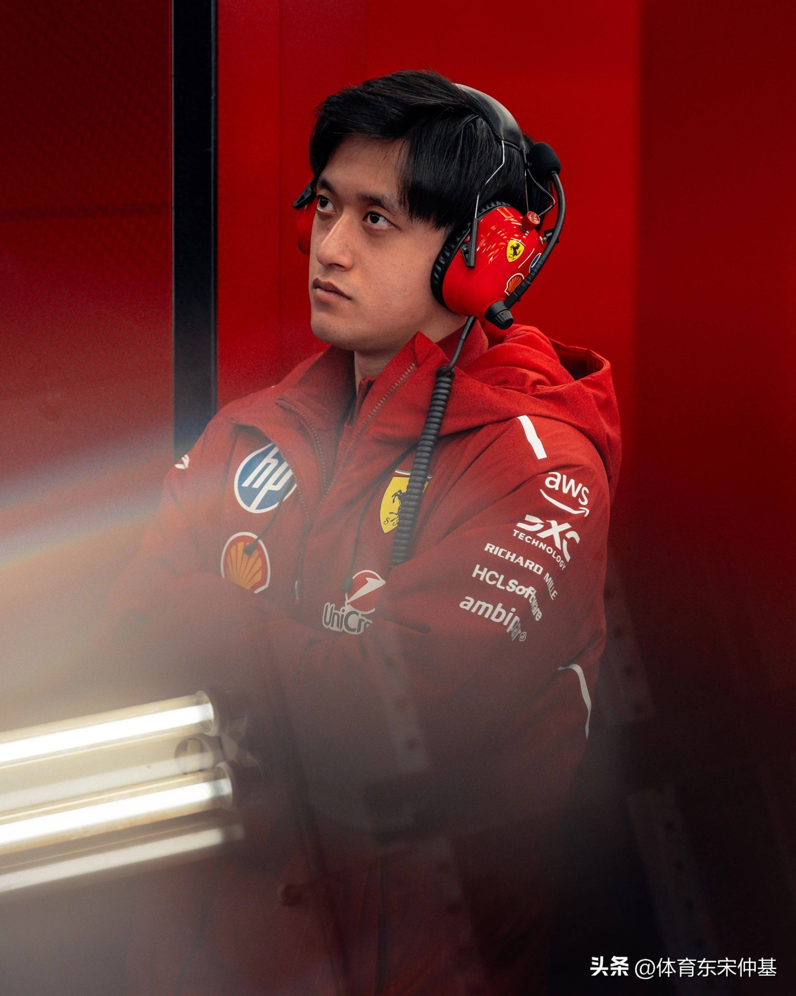 红牛二队力克索伯车队，周冠宇高光表现