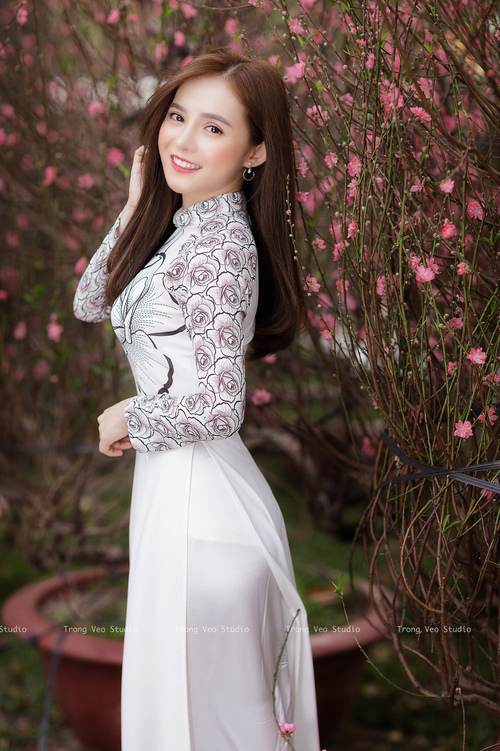 闪电绝杀！哥伦比亚1-0哥斯达黎加保留世界排名希望，老将戈麦斯逆境接管比赛