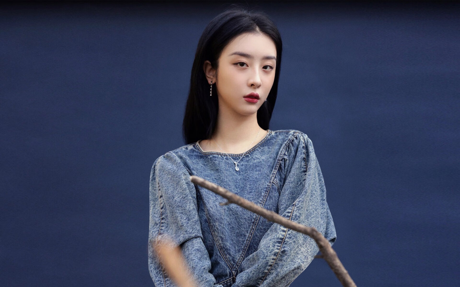 恩比德里程碑夜写入历史,步行者顽强狙击终结湖人