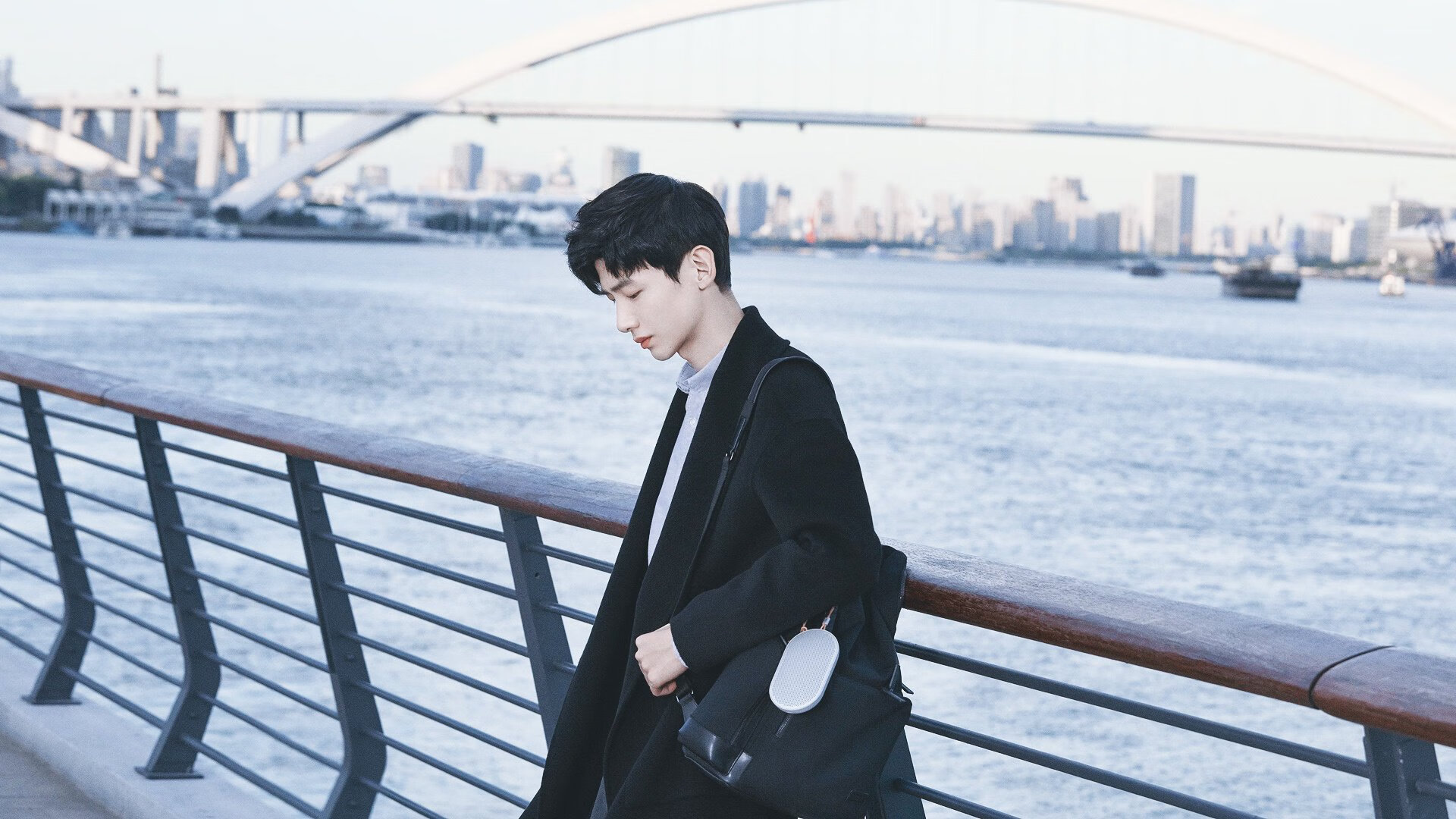 暗夜獠牙,福克斯37分撕碎绿军,开拓者绝境上演惊天逆转